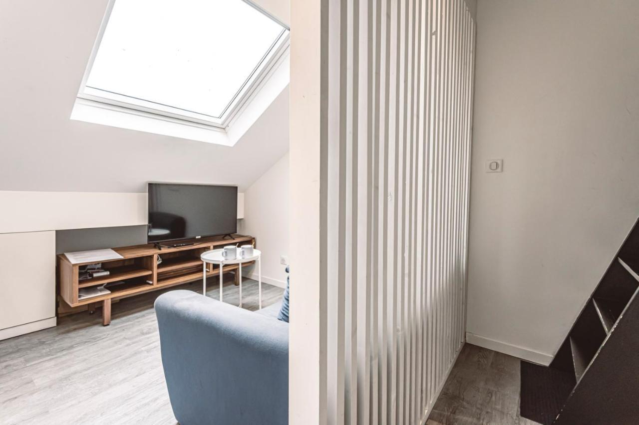 Le Coquet Logement Climatise Face A La Cathedrale - 3G Reims Dış mekan fotoğraf