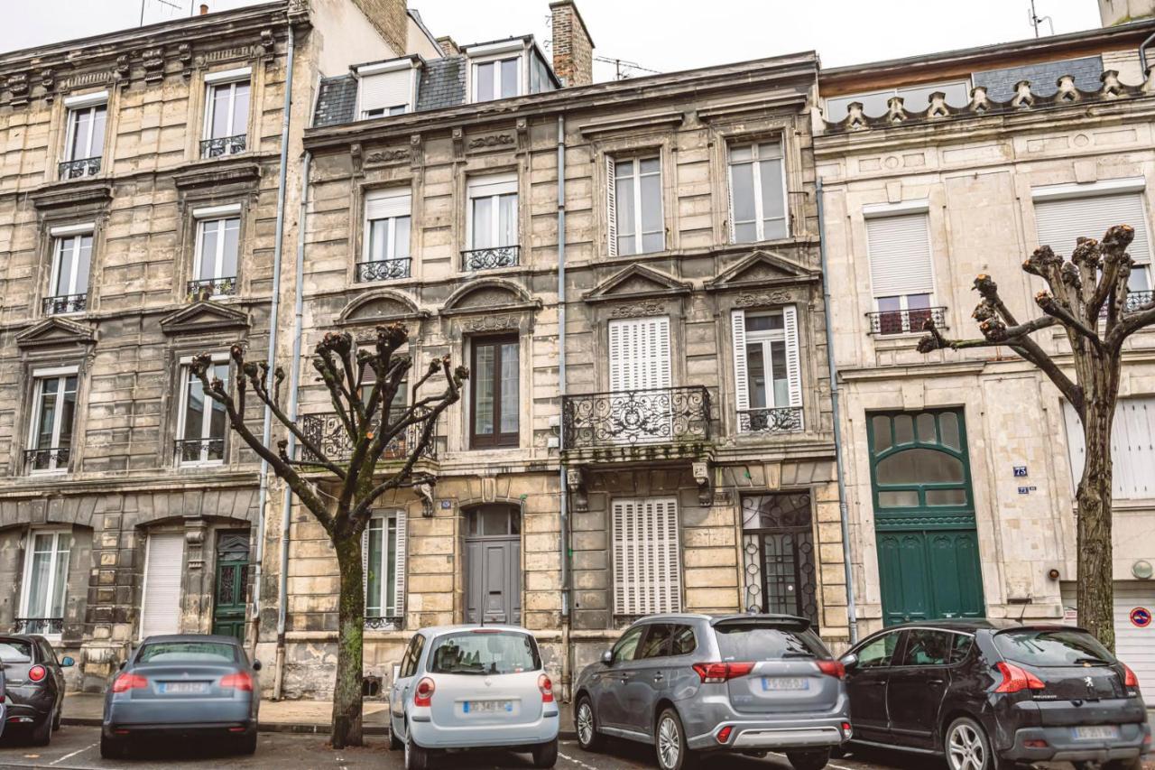 Le Coquet Logement Climatise Face A La Cathedrale - 3G Reims Dış mekan fotoğraf